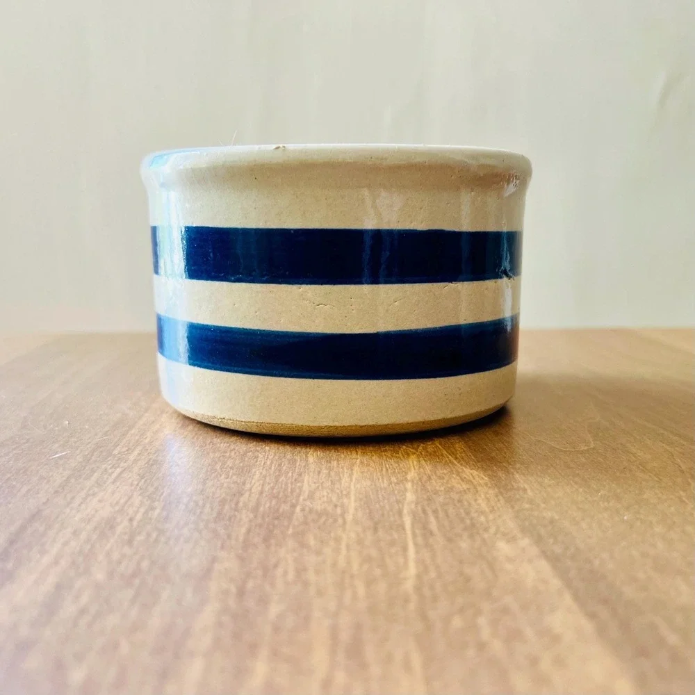 Vintage Roseville Ohio Farmhouse Crock Blue & White Striped Robinson Ransbottom